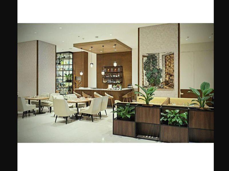 Summit Hotel Greenhills Кесон-Сити Экстерьер фото