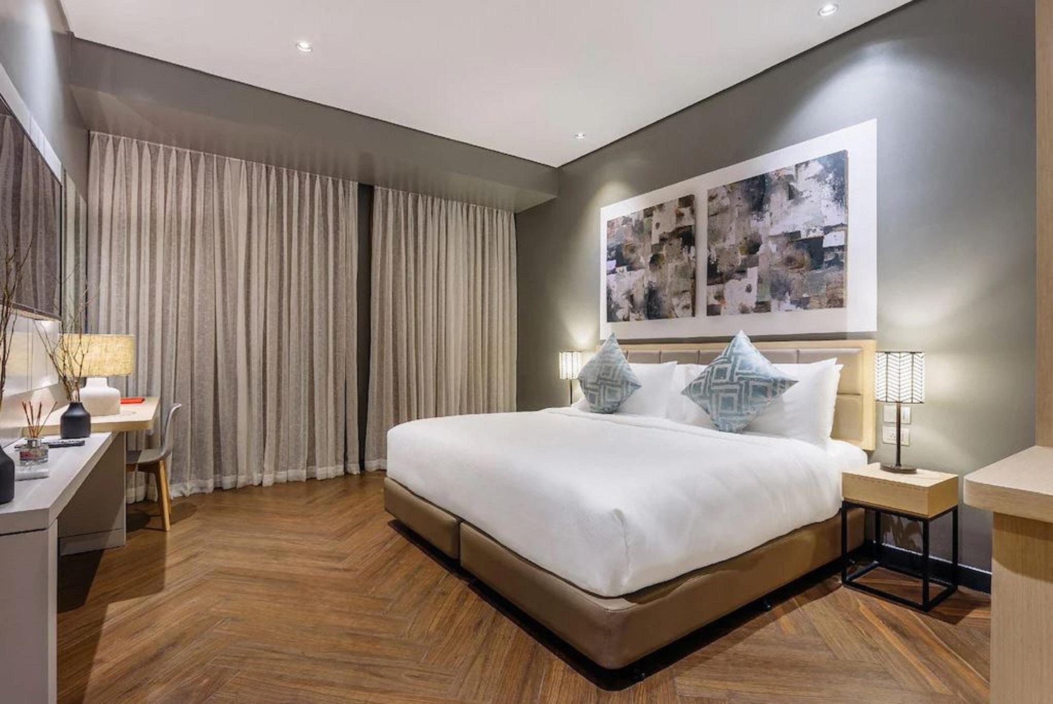 Summit Hotel Greenhills Кесон-Сити Экстерьер фото