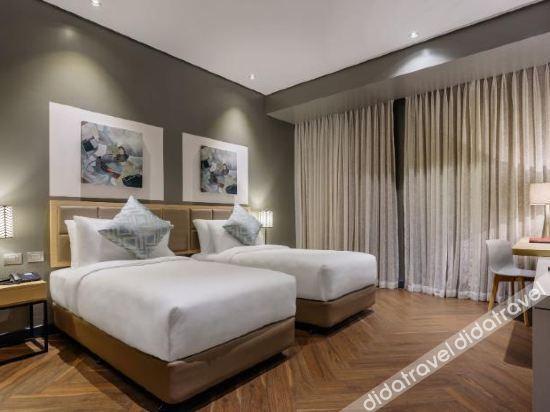 Summit Hotel Greenhills Кесон-Сити Экстерьер фото